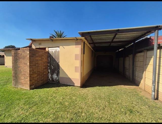 3 BEDROOM HOUSE FOR SALE IN SONLAND PARK
